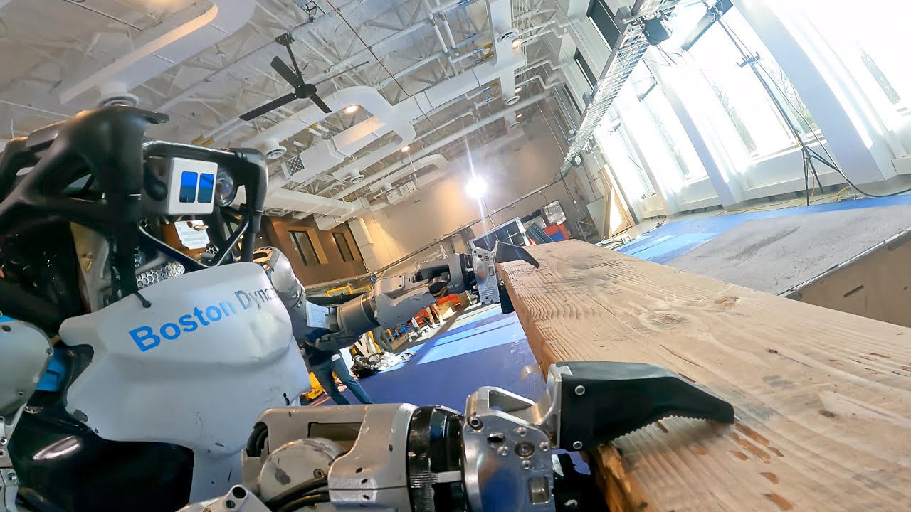 Boston Dynamics Gives Hydraulic Atlas One Last Run, Pushing Full-Body Acrobatics to the Limit